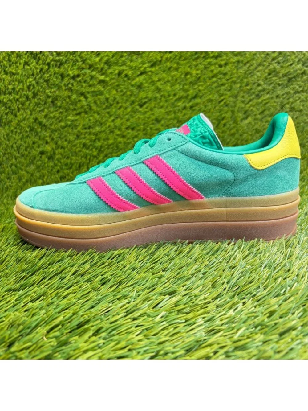 Adidas Gazelle Bold Court Womens Size 7.5 Green Pink Athletic Shoes Sneakers
